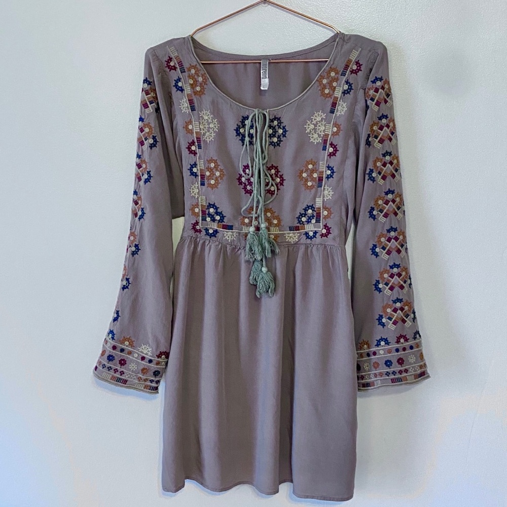 MONORENO | Embroidered Boho Dress with Tassels